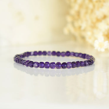 Bracelet Améthyste du Brésil AAA perles cubiques facettées 4mm - Intégration - Calme spirituel - Guérison