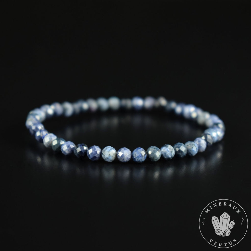 Bracelet fin Saphir bleu AA perles 4mm rondes facettées - Protection - Compréhension - Pouvoir