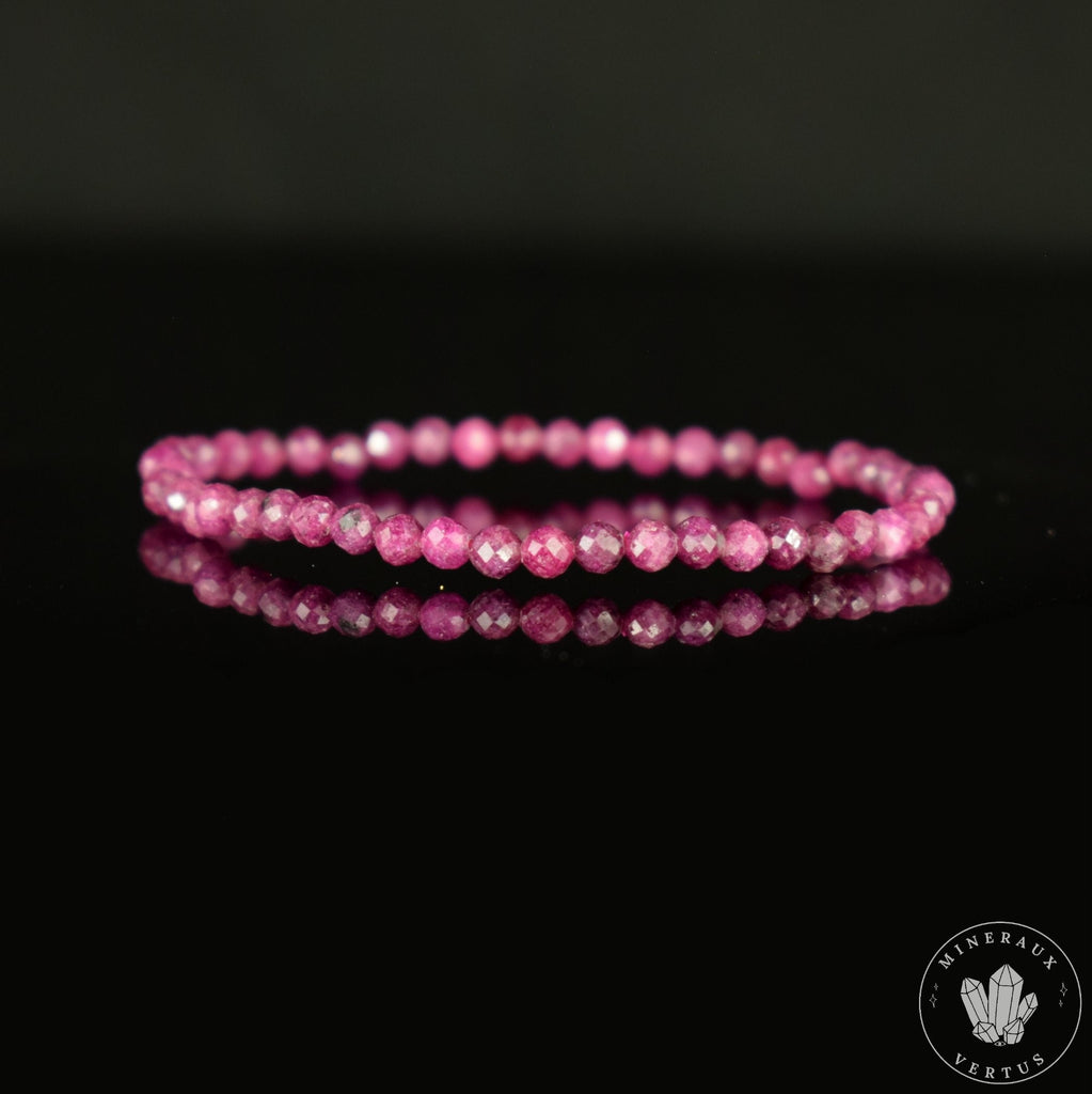 Bracelet Rubis Myanmar perles 4mm rondes facettées couleur vive - Pensée positive - Entretien - Stabilité - cadeau idéal pour elle