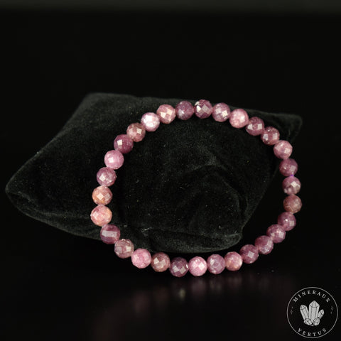 Bracelet Lépidolite Pourpre perles rondes facettées 6.5mm grade AA