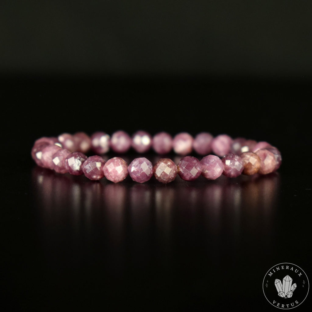 Bracelet Lépidolite Pourpre perles rondes facettées 6.5mm grade AA