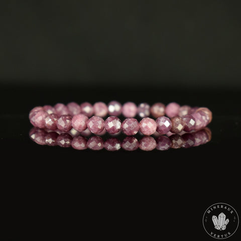Bracelet Lépidolite Pourpre perles rondes facettées 6.5mm grade AA