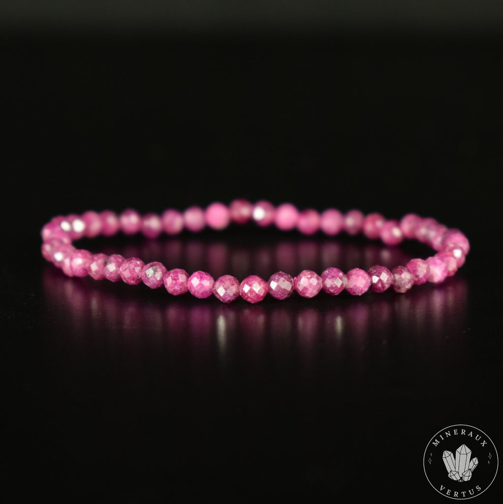 Bracelet Rubis Myanmar perles 4mm rondes facettées couleur vive - Pensée positive - Entretien - Stabilité - cadeau idéal pour elle