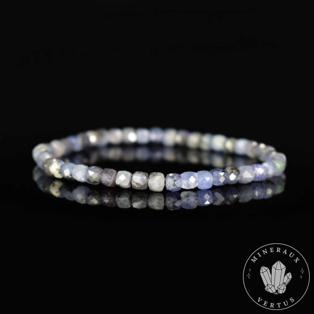 Bracelet Tanzanite bleu perles 4mm carrées facettées qualité simple - Révélation - Amplification - Dons