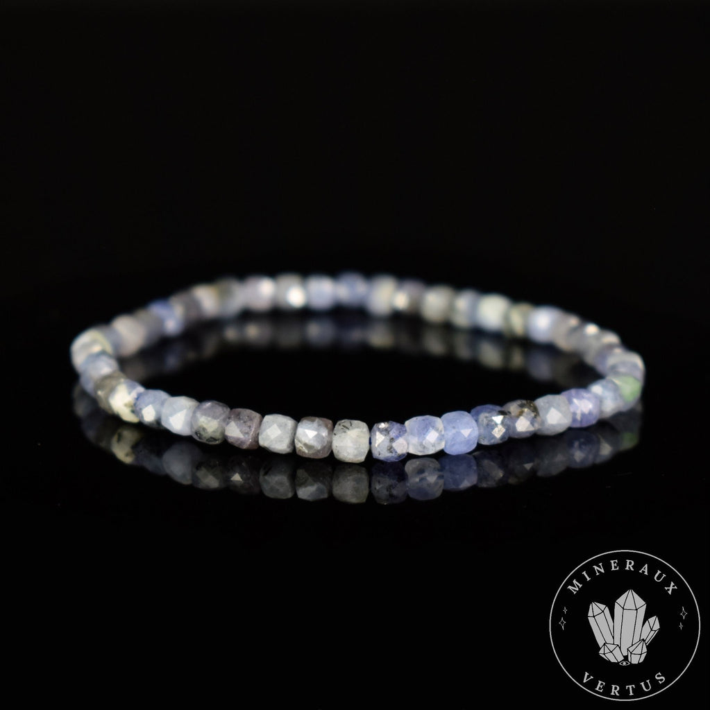 Bracelet Tanzanite bleu perles 4mm carrées facettées qualité simple - Révélation - Amplification - Dons