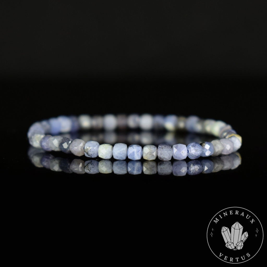 Bracelet Tanzanite bleu perles 4mm carrées facettées qualité simple - Révélation - Amplification - Dons