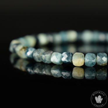 Bracelet Tourmaline Bleue Indigolite perles carrées facettées 4mm mix de couleurs