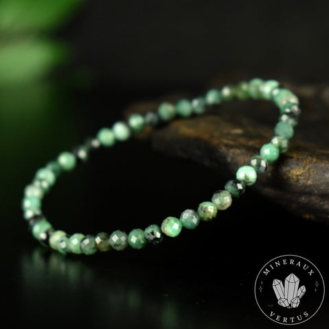 Bracelet Emeraude du Brésil A perles 4mm rondes facettées - Calme - Purification - Harmonie