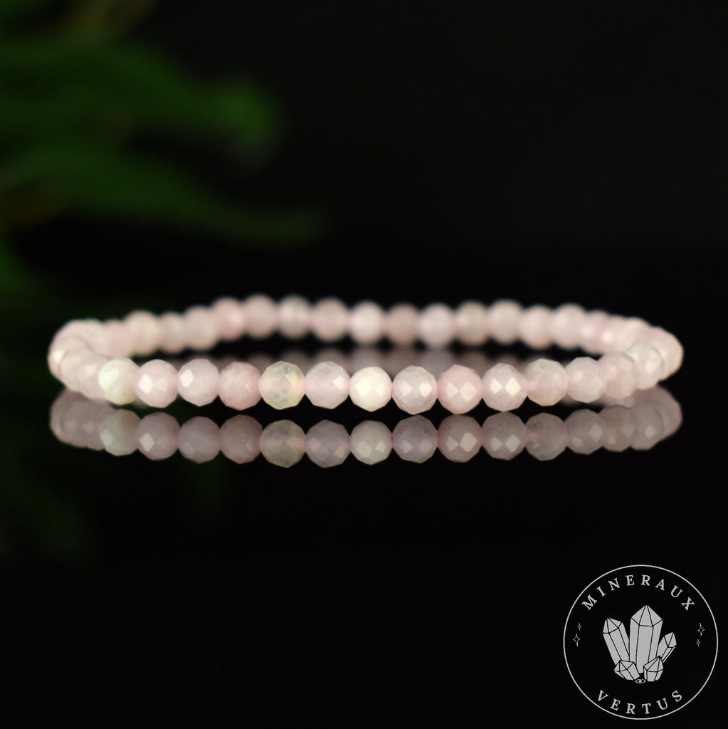 Bracelet Quartz rose AA perles 4mm rondes facettées de Madagascar - Favorise l'Amour - Emotion - Libération