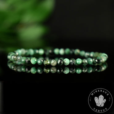Bracelet Emeraude du Brésil A perles 4mm rondes facettées - Calme - Purification - Harmonie