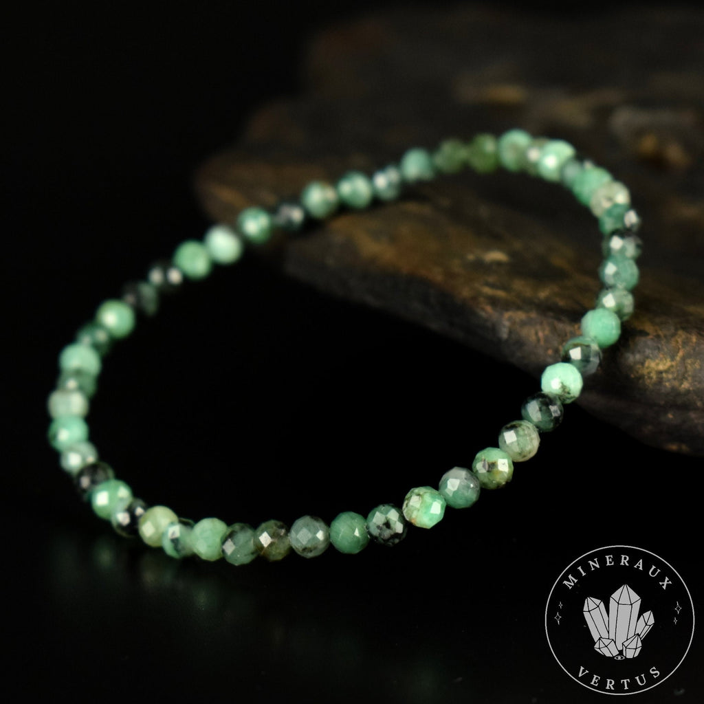 Bracelet Emeraude du Brésil A perles 4mm rondes facettées - Calme - Purification - Harmonie