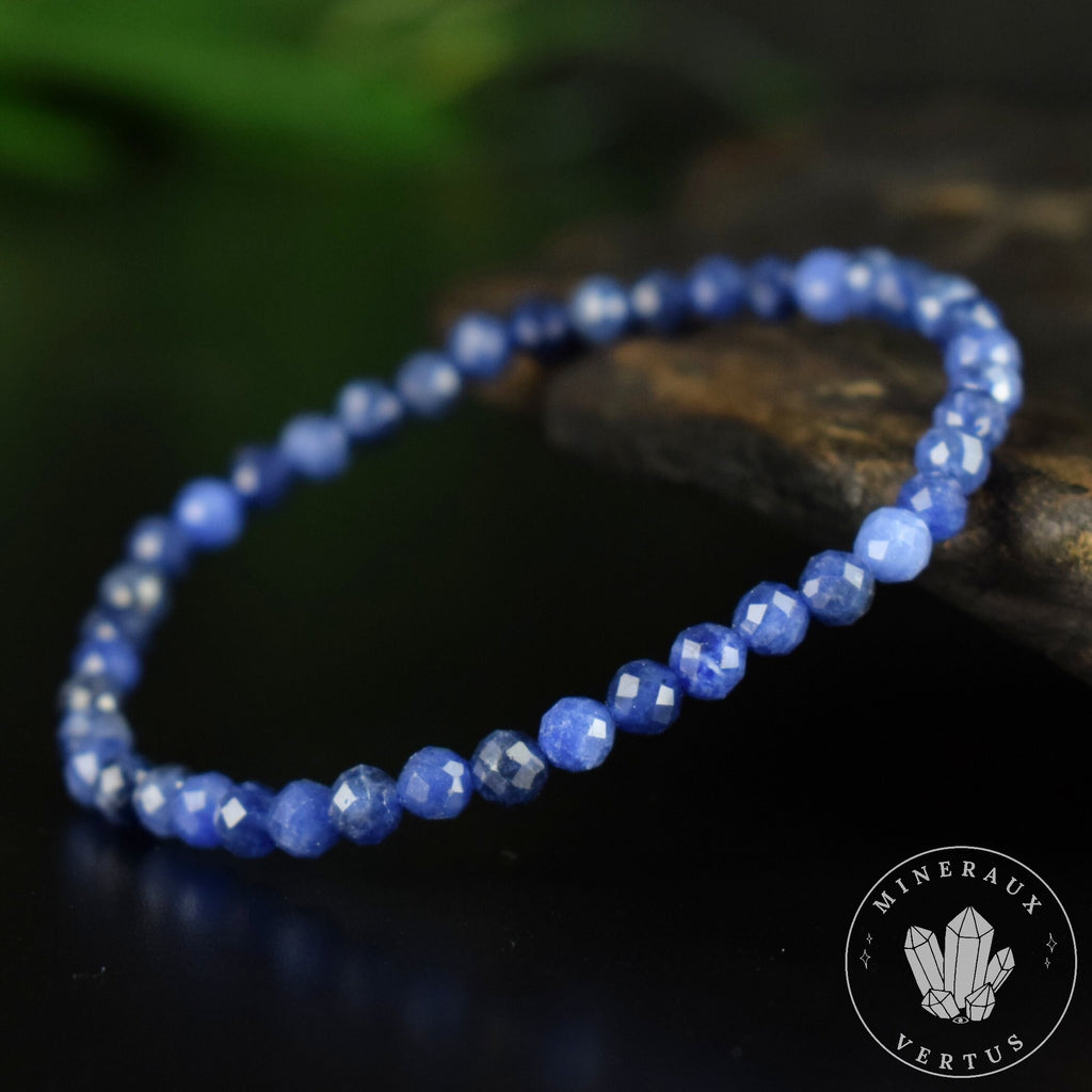 Bracelet Sodalite Naturelle Facettée 4mm – Bracelet Bleu Élégant – Pierre Fine Véritable – Bijou Minimaliste Bohème - Méditation - Paix