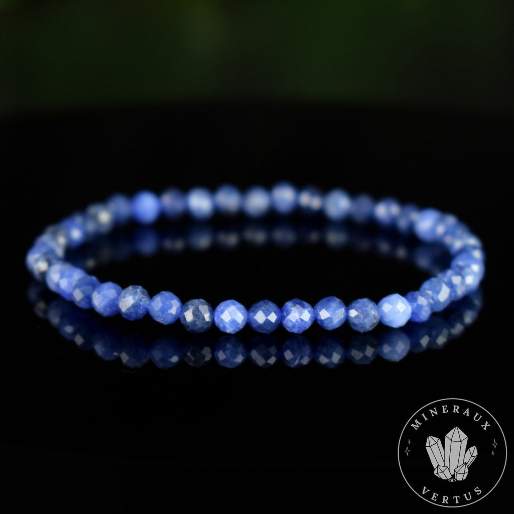 Bracelet Sodalite Naturelle Facettée 4mm – Bracelet Bleu Élégant – Pierre Fine Véritable – Bijou Minimaliste Bohème - Méditation - Paix