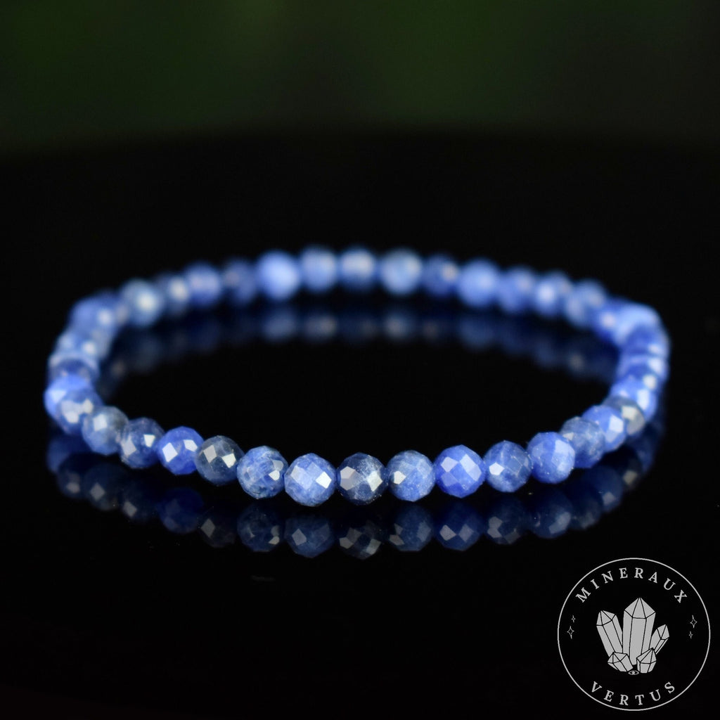 Bracelet Sodalite Naturelle Facettée 4mm – Bracelet Bleu Élégant – Pierre Fine Véritable – Bijou Minimaliste Bohème - Méditation - Paix