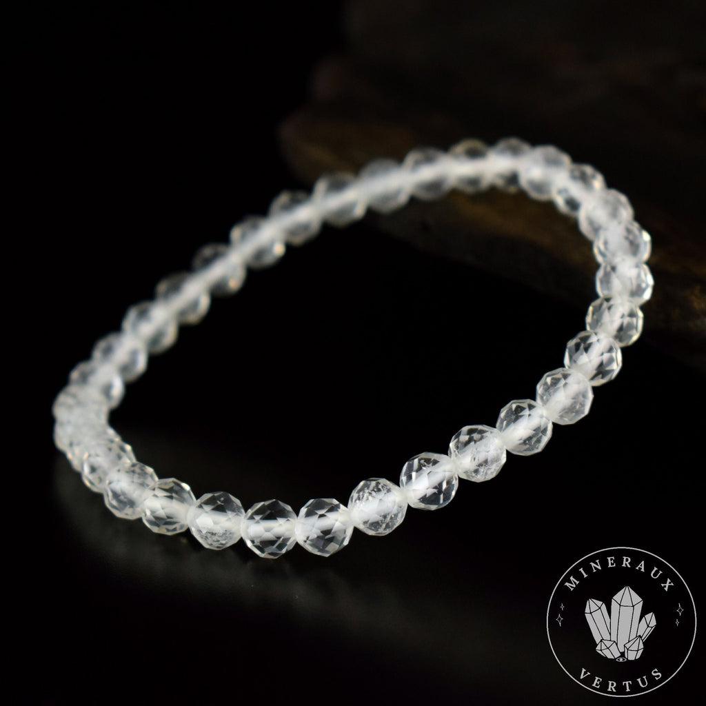 Bracelet Cristal de Roche perles 6mm rondes facettées grade AA