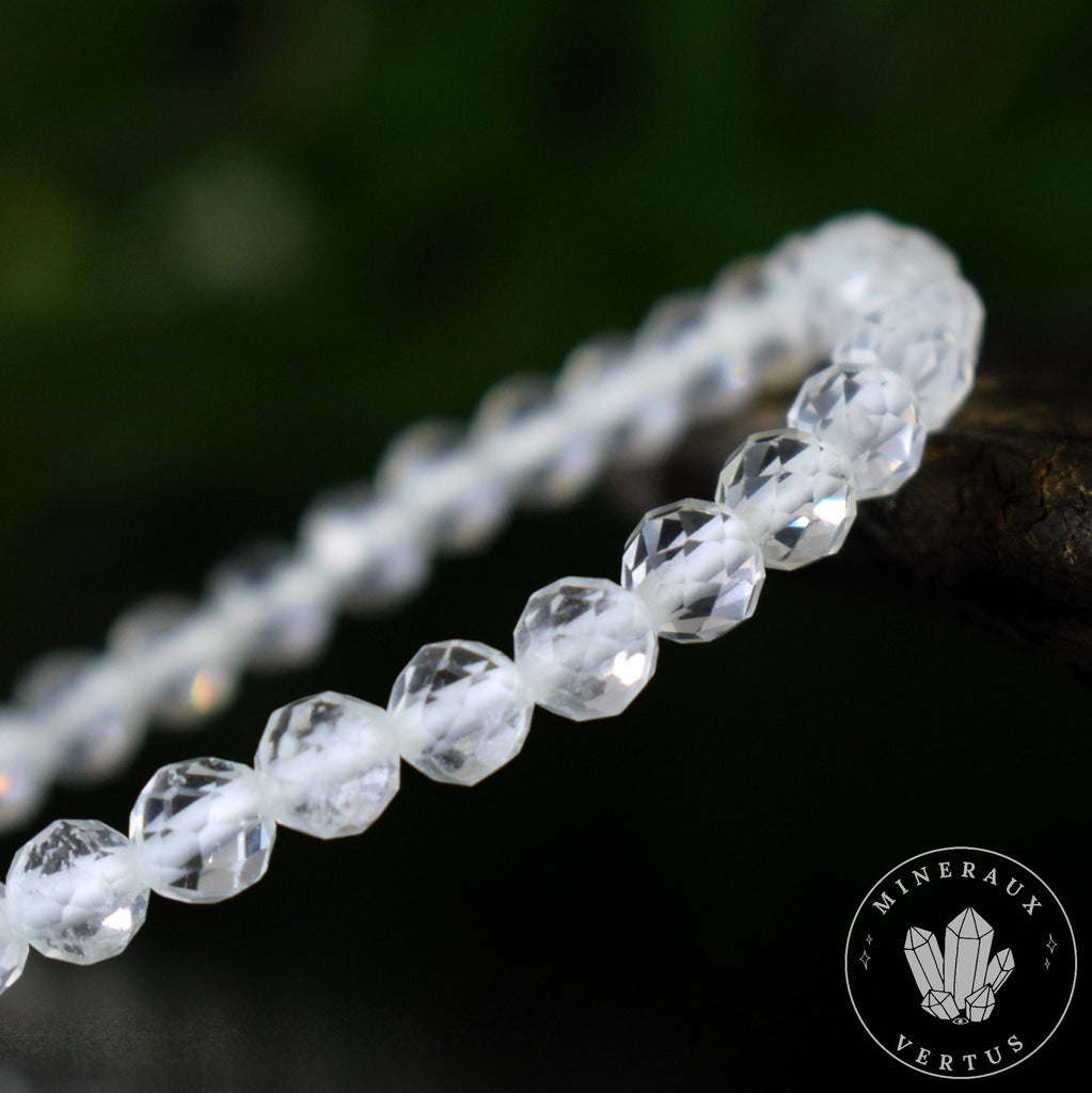 Bracelet Cristal de Roche perles 6mm rondes facettées grade AA