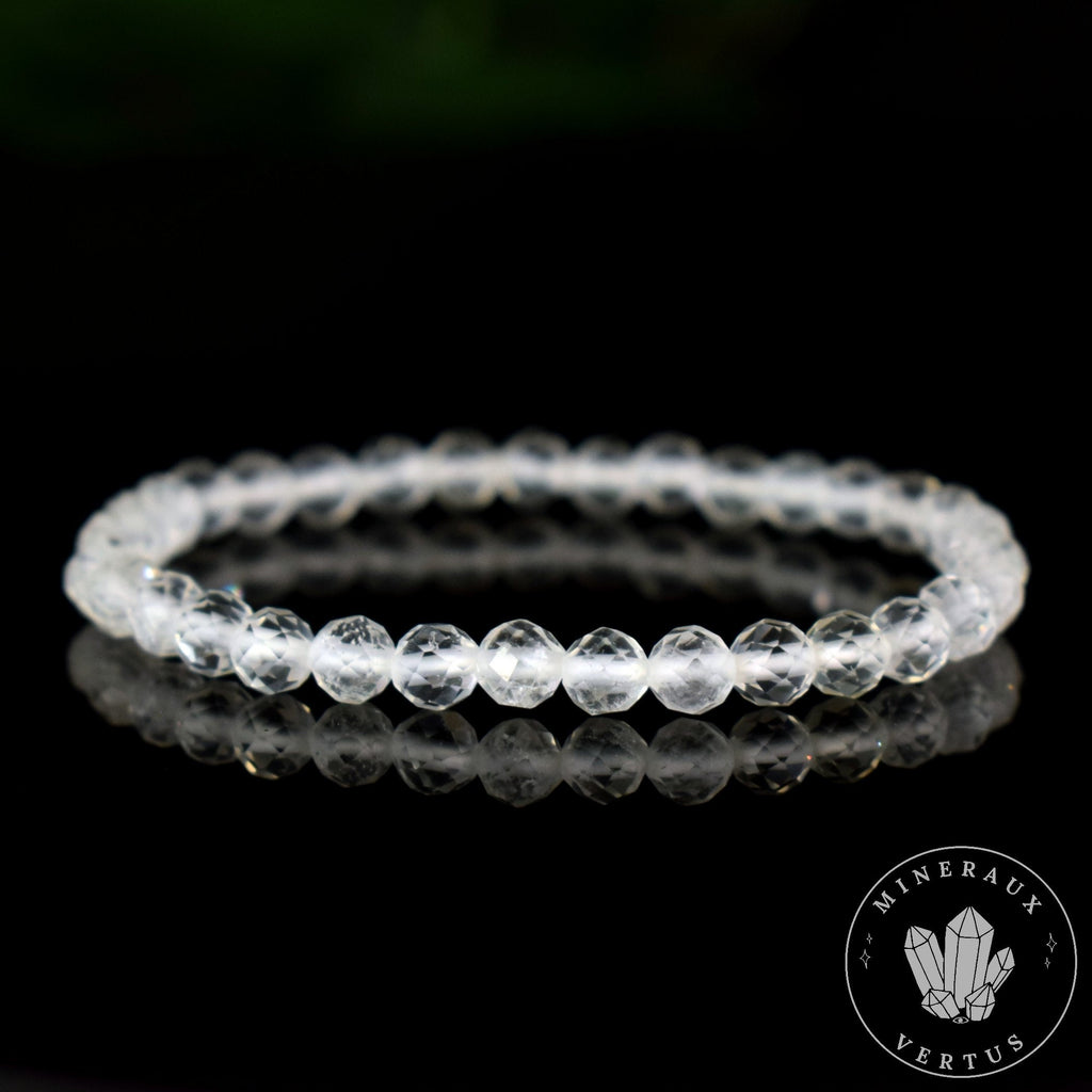 Bracelet Cristal de Roche perles 6mm rondes facettées grade AA