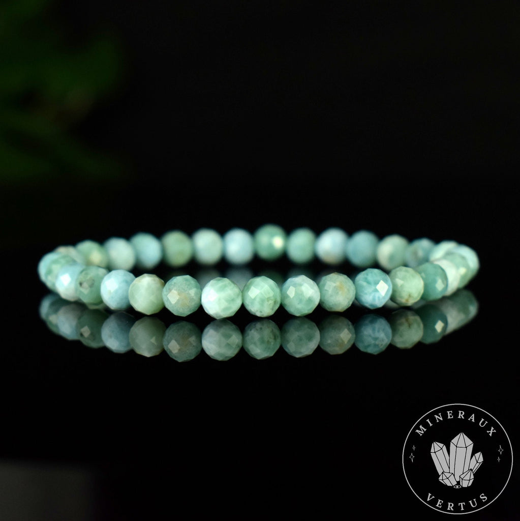 Bracelet Larimar perles 6mm rondes facettées AA
