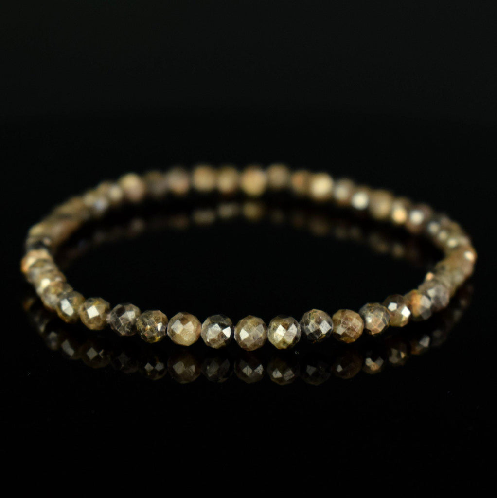 Bracelet Saphir Chocolat Etoilé doré 4mm perles rondes facettées AA - Richesse - Pouvoir - Santé