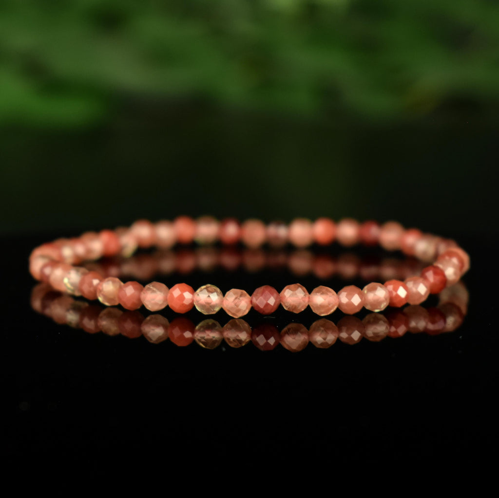 Bracelet Andésine perles rondes facettées 4mm grade AAA