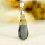 Pendentif Oeil de Faucon 10carats - 31mm x 11mm cabochon unique en pierre naturelle #691