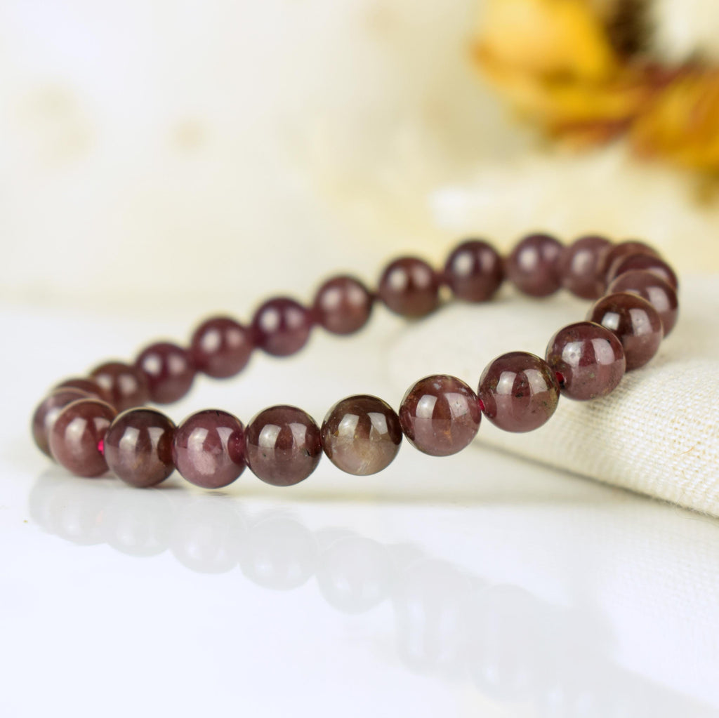Bracelet Rubis étoilé non traité perles rondes 8mm du Mozambique - Pensée positive - Entretien - Stabilité