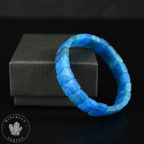Bracelet Apatite bleue pierres rectangles facettées 13.5mm x 9mm