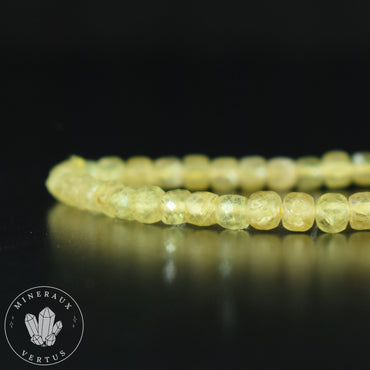 Bracelet Apatite Jaune AA perles carrées facettées 4.5mm