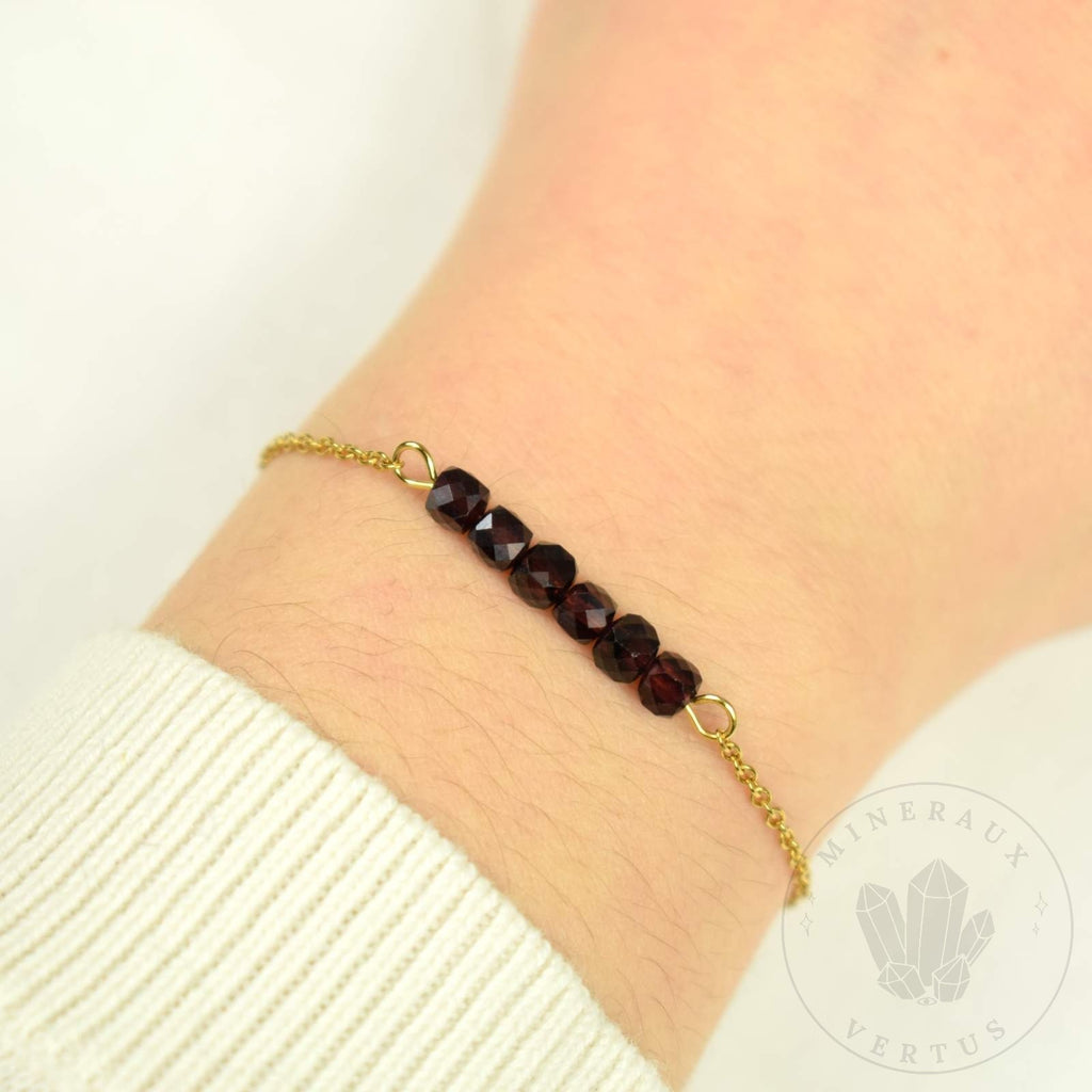Bracelet Grenat Rouge Almandin , Bracelet femme , Grenat Rouge Almandin AAA , cadeau Saint Valentin - Initiation - Stimulation - Eclat