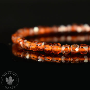 Bracelet Grenat Orange Spessartine perles 4mm carrées facettées grade AAA