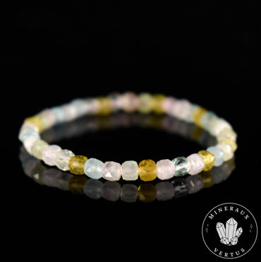 Bracelet Aigue Marine/Morganite/Héliodore AAA perles carrées à facettes 4.5mm - Libération - Simplification - Amour