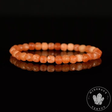 Bracelet Calcite Orange perles 6mm cubiques facettées qualité AAA
