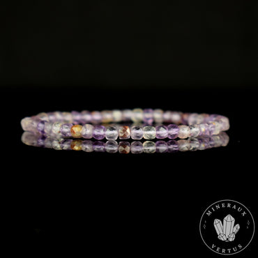 Bracelet Cacoxénite perles 4mm carrées facettées grade AAA